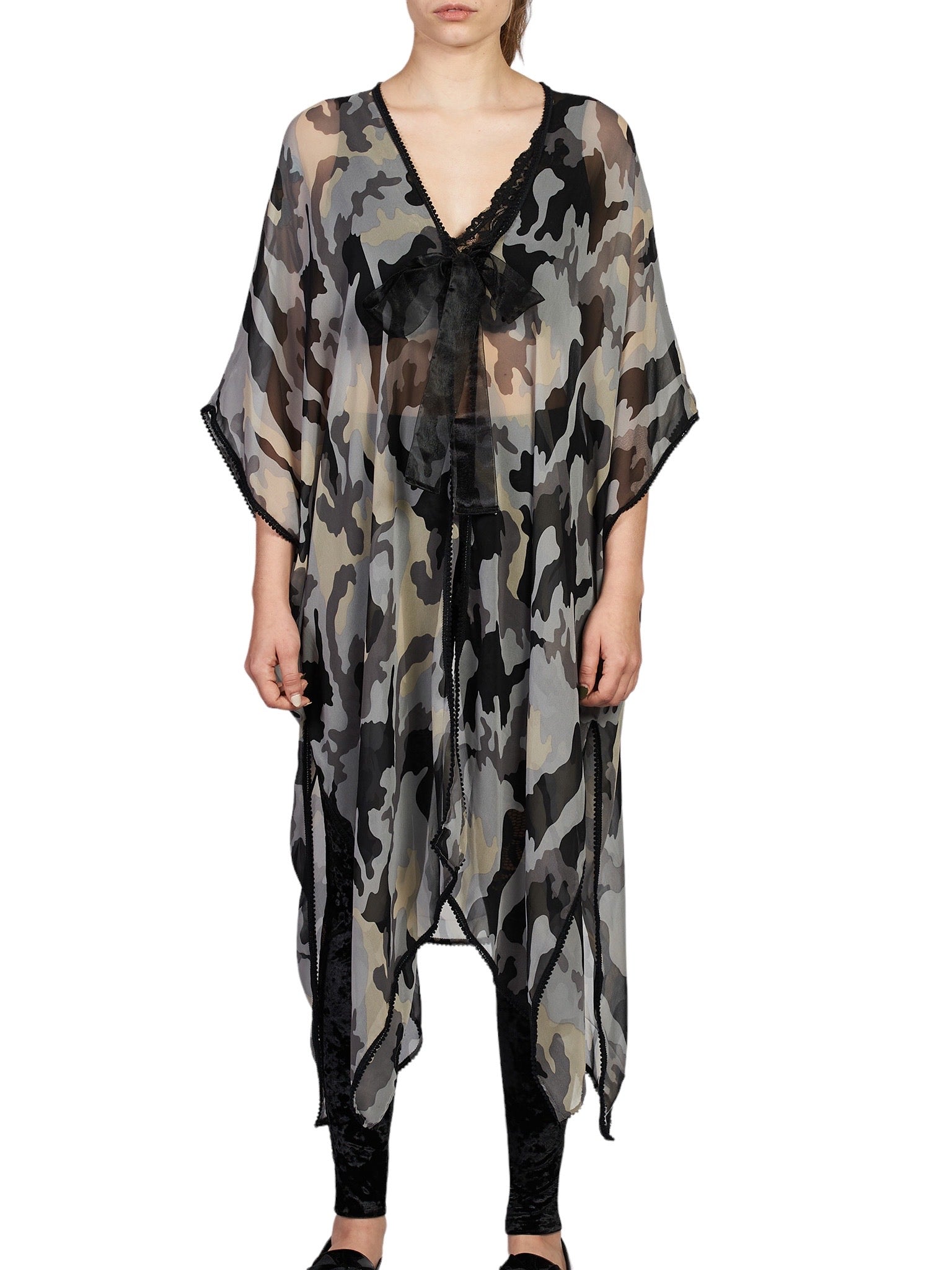 Women's Kimono Shawl in White Camo 100% Silk – Amy Page DeBlasio