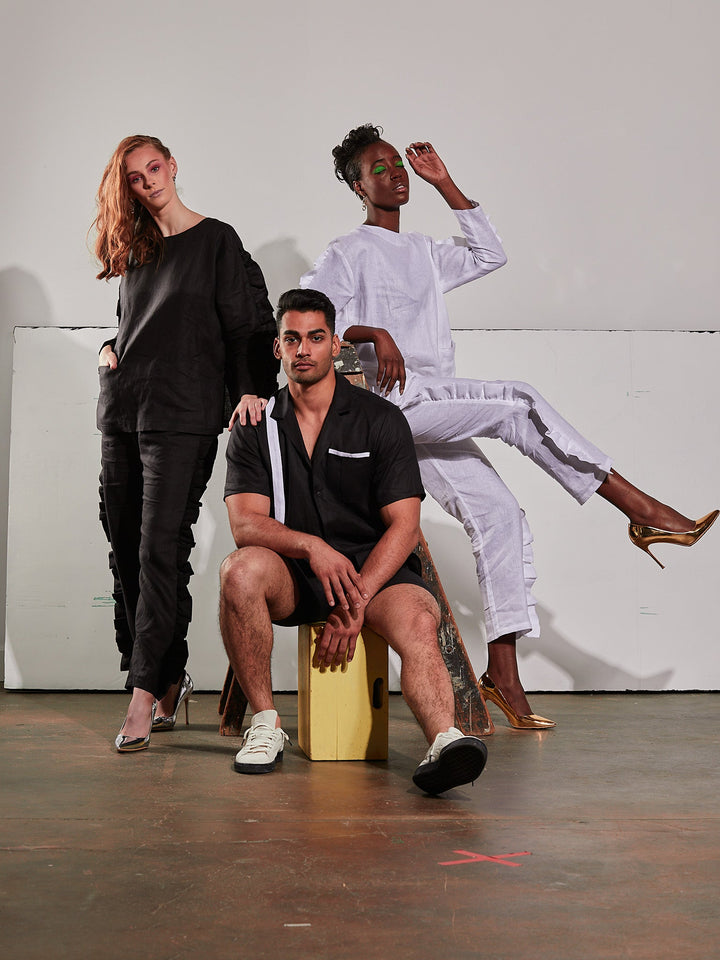 Amy Page DeBlasio Tops Button-Down Shirt in Black Linen