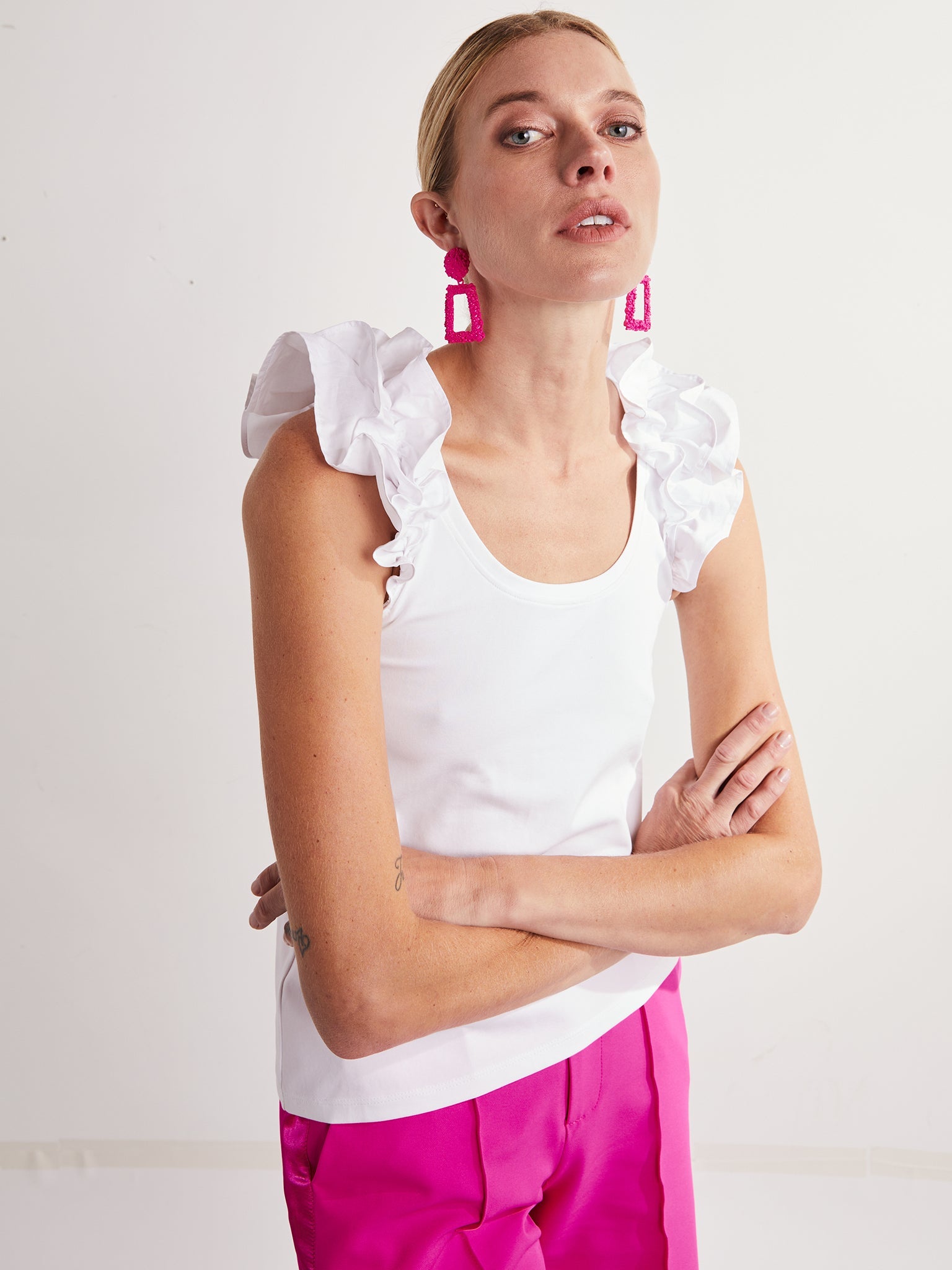 Women's White Ruffle Tank Top in Cotton – Amy Page DeBlasio