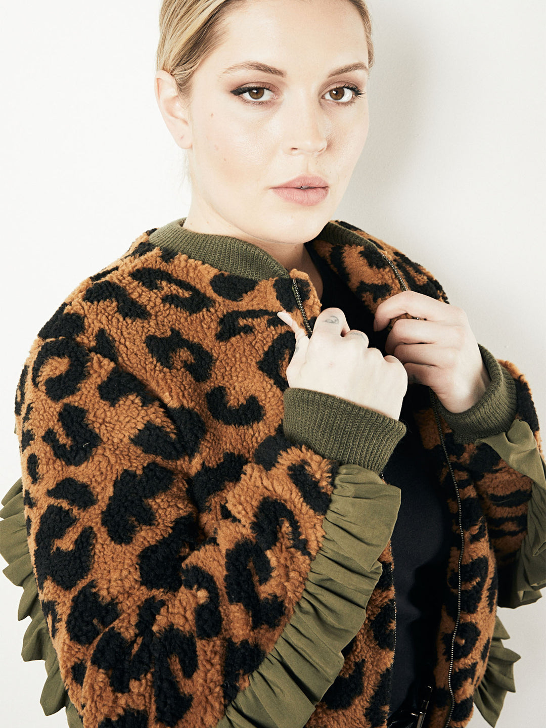 Leopard sherpa jacket for women