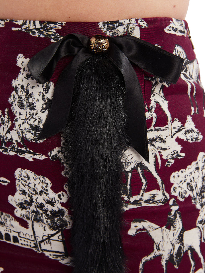 Skirt with black faux rabbit fur detail 